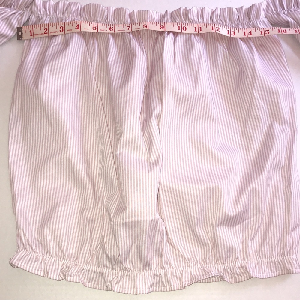 💙NWOT Cropped Ruffled Off Shoulder Top - Picture 7 of 11